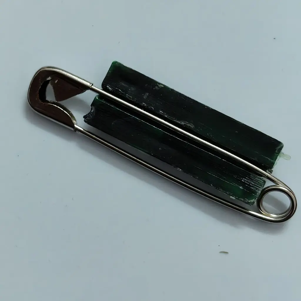 [nppg100] name plate plastic gutka without safty pin 100 set